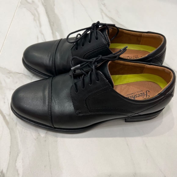 Florsheim Cap Toe Oxford Size US 7.5W - Picture 6 of 6